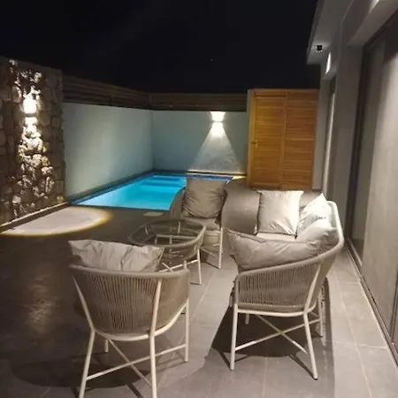 Gouna Elegance: 1Br Heated Pool